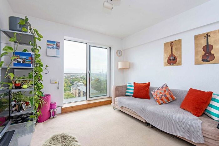 1 Bedroom Flat To Rent In Primrose Hill Road, Primose Hill, NW3