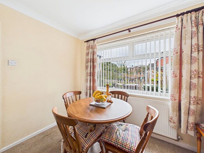 2 Bedroom End Of Terrace House For Sale In Chain Lane, Laffak, St Helens, WA11