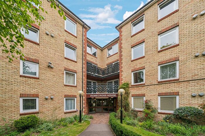 1 Bedroom Flat For Sale In Homecross House, London, W4