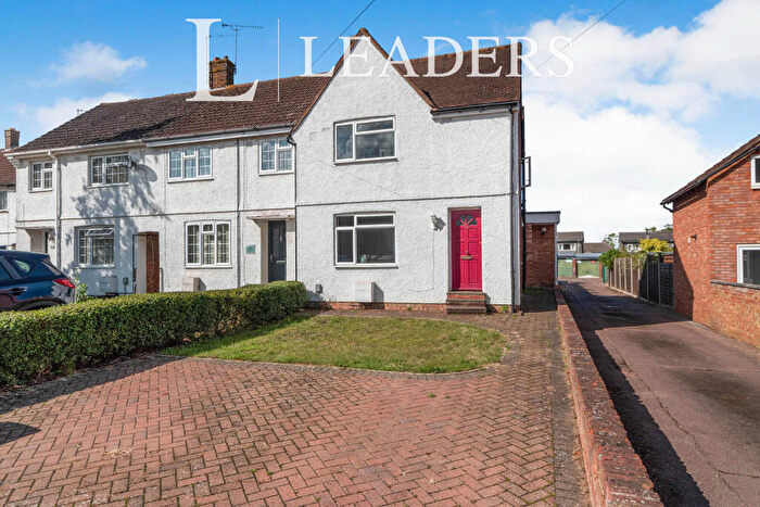 3 Bedroom Semi-Detached House To Rent In Mullway, Letchworth Garden City, SG6