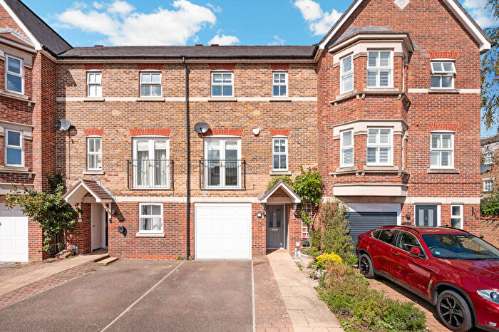 4 Bedroom Town House For Sale In Horton Crescent, Epsom, KT19
