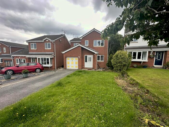 4 Bedroom Property To Rent In Hardwick Close, Ripley, DE5