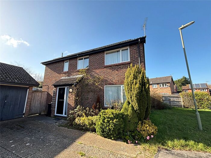 4 Bedroom Detached House For Sale In Allenwater Drive, Fordingbridge, Hampshire, SP6