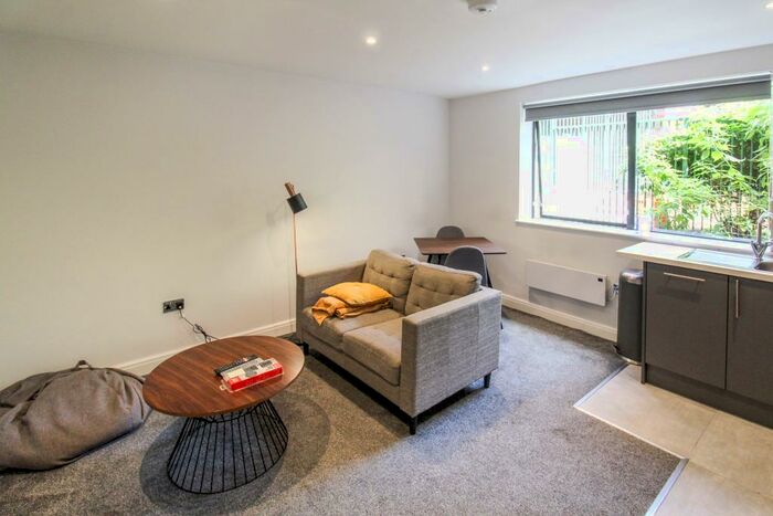 1 Bedroom Apartment To Rent In Coburg House, Leeds, LS3