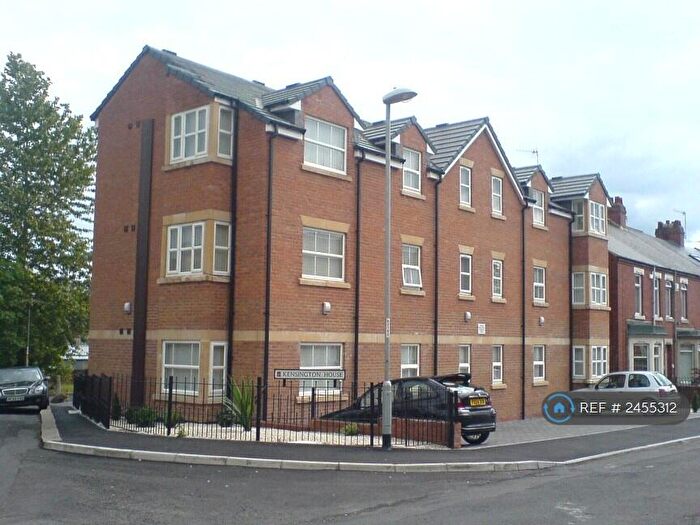 2 Bedroom Flat To Rent In Ravensworth Terrace, Gateshead, NE11