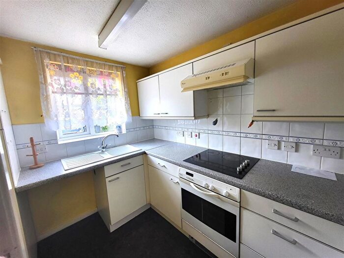 2 Bedroom Semi-Detached House To Rent In Wildflower Way, Bedford, MK42