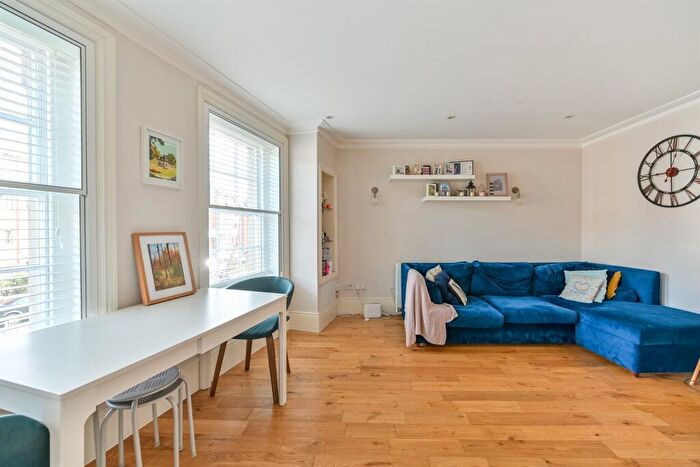 1 Bedroom Apartment To Rent In Brightwell House, Queens Road, Reading, RG1