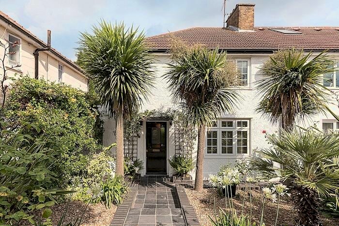 3 Bedroom Semi-Detached House To Rent In Halliwick Road, London, N10