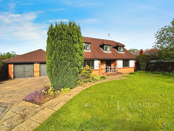 4 Bedroom Bungalow To Rent In The Gardens, Doncaster, DN4