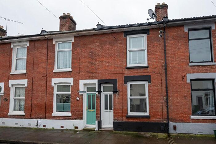 2 Bedroom House To Rent In Newcome Road, Portsmouth, PO1