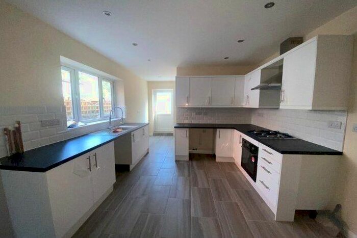 4 Bedroom Property To Rent In Heath Gap Road, Cannock, WS11