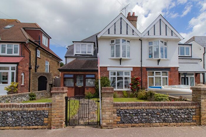 3 Bedroom Semi Detached House For Sale In Stanley Road, Broadstairs, CT10