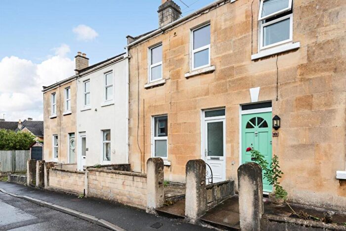 4 Bedroom Terraced House To Rent In Burnham Road, Bath, BA2