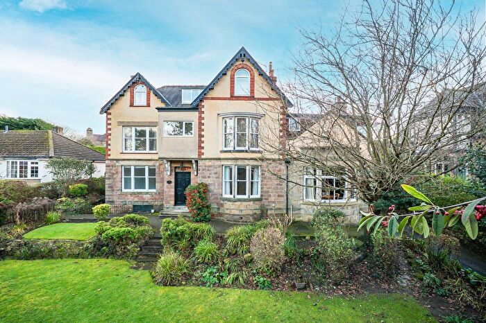 2 Bedroom Flat For Sale In Kent Road, Harrogate, North Yorkshire, HG1