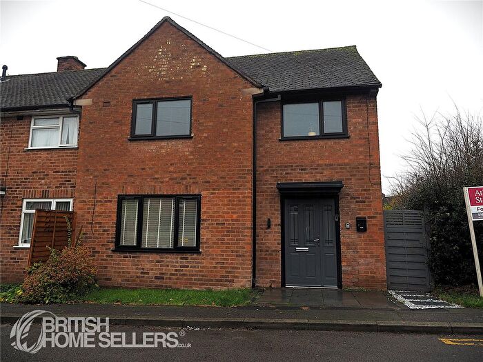 4 Bedroom End Terrace House For Sale In Temple Avenue, Balsall Common, Coventry, West Midlands, CV7