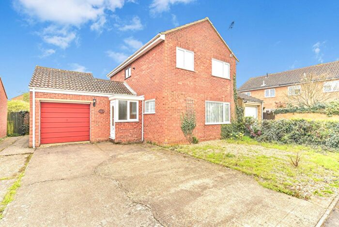 4 Bedroom Detached House For Sale In Greenfields, Earith, PE28