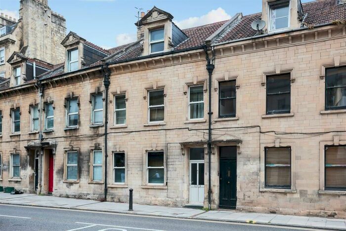 5 Bedroom Terraced House To Rent In Anglo Terrace, Bath, BA1
