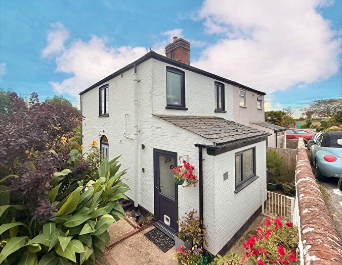 2 Bedroom Cottage For Sale In Station Road, Reedham, NR13