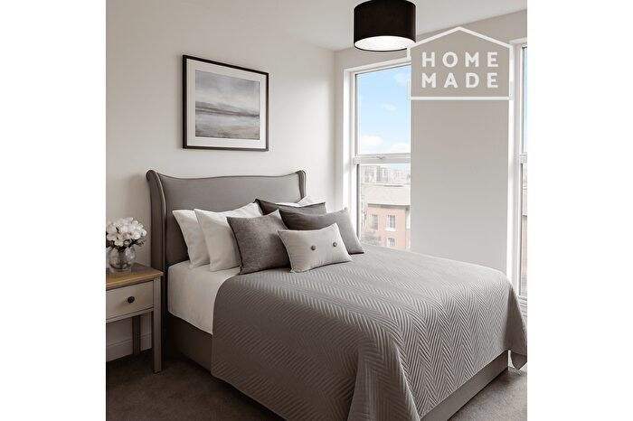 3 Bedroom Flat To Rent In The Slate Yard, M3