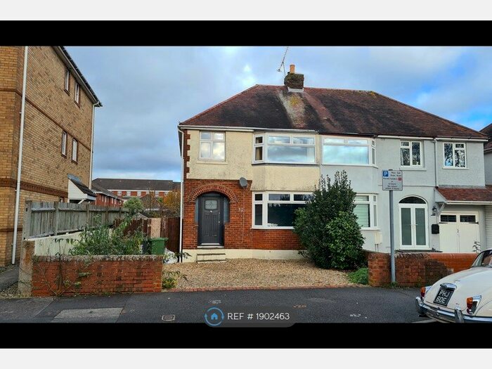 3 Bedroom Semi-Detached House To Rent In Blenheim Road, Eastleigh, SO50