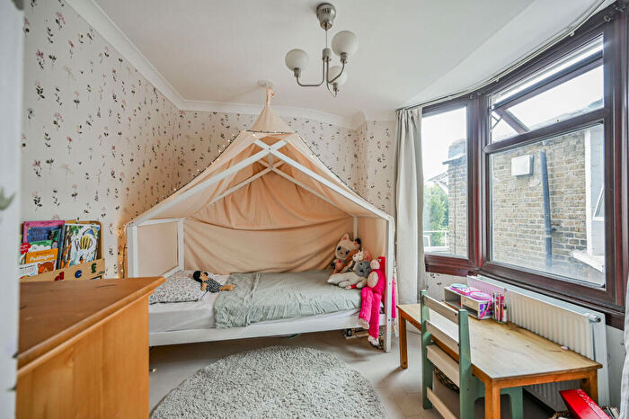 5 Bedroom House For Sale In Washington Avenue, Manor Park, London, E12