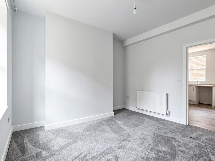 3 Bedroom Terraced House To Rent In Castle Street, Barnsley, S70