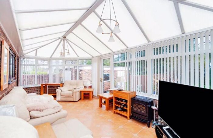 3 Bedroom Semi-Detached House For Sale In Croughton Road, Chester, CH2