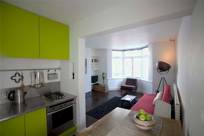 3 Bedroom Terraced House To Rent In Camelford Street, Brighton, East Sussex, BN2