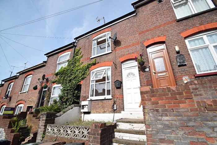 2 Bedroom Terraced House To Rent In Winsdon Road, Luton, Bedfordshire, LU1