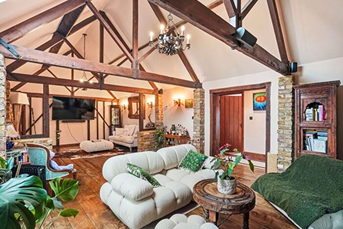 3 Bedroom Barn Conversion For Sale In Chilmead Lane, Nutfield, Redhill, RH1