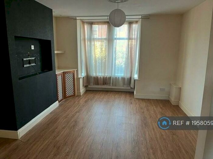 2 Bedroom Terraced House To Rent In Station Road, Bamber Bridge, Preston, PR5