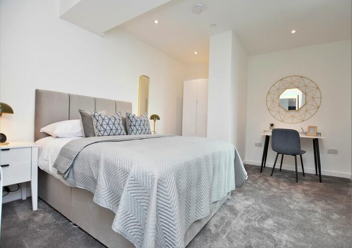 2 Bedroom Flat To Rent In Beckenham Road, Beckenham, BR3