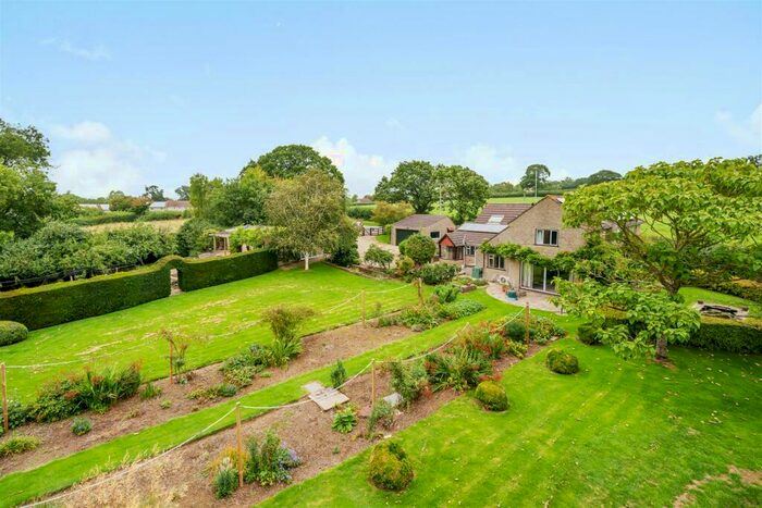 4 Bedroom Detached House For Sale In Batcombe Road, Leigh, Sherborne, DT9