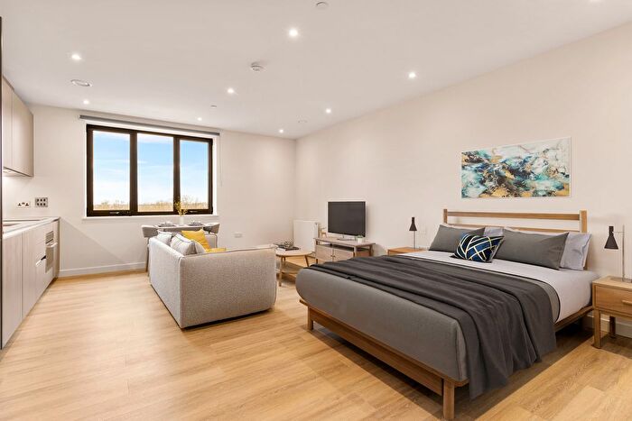 Studio To Rent In Greenford, UB6