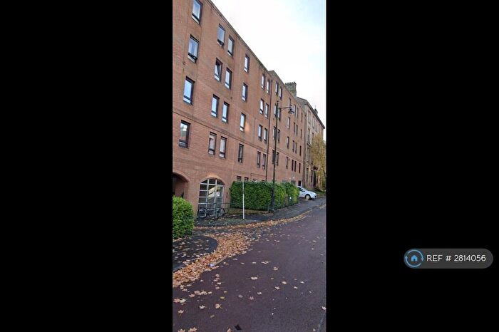 3 Bedroom Flat To Rent In Buccleuch Street, Glasgow, G3