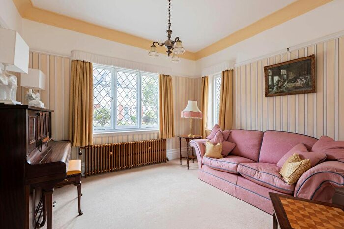4 Bedroom Detached House For Sale In Moorside North, Fenham, NE4