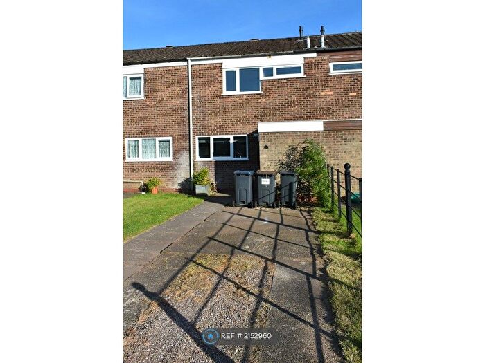 3 Bedroom Terraced House To Rent In Thomson Avenue, Birmingham, B38