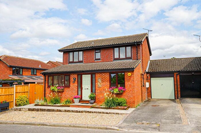 4 Bedroom Detached House For Sale In Church Hill, Cheddington, LU7