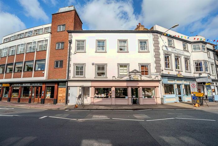 1 Bedroom Flat To Rent In Market Place, Kingston Upon Thames, KT1