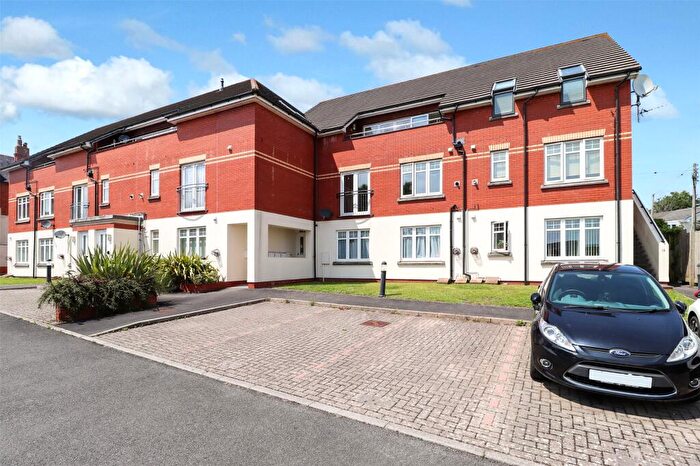 1 Bedroom Flat For Sale In Clovelly Road, Bideford, Devon, EX39