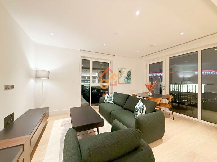 1 Bedroom Flat To Rent In Reflection Apartments, Cascade Way, London, W12