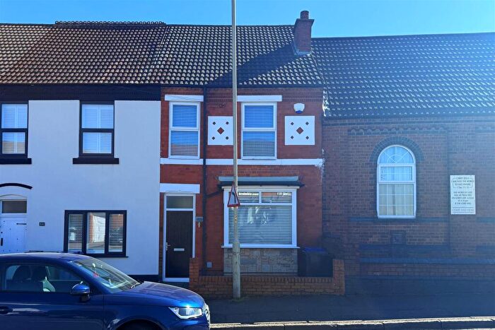 3 Bedroom Terraced House For Sale In Narrow Lane, Halesowen, B62