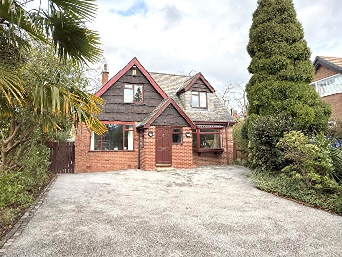 3 Bedroom Detached House For Sale In The Crescent, Davenport, Stockport, SK3