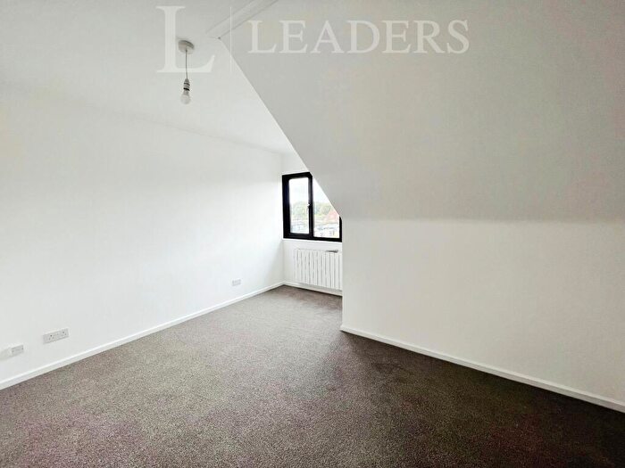 2 Bedroom Apartment To Rent In St Johns Road, Clacton-on-Sea, CO16