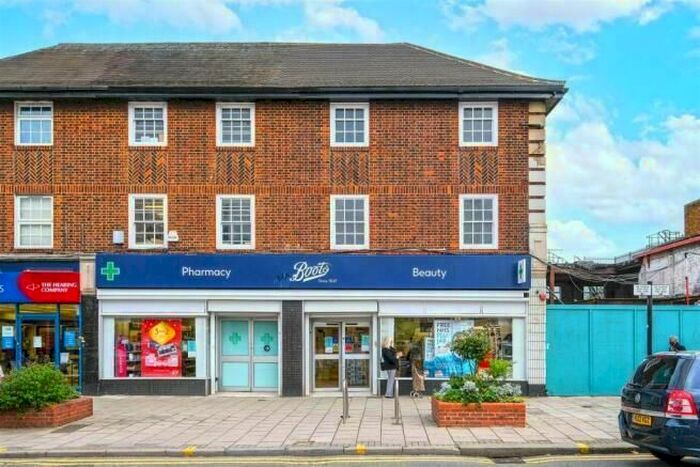 Office To Rent In Old Church Road, London, E4