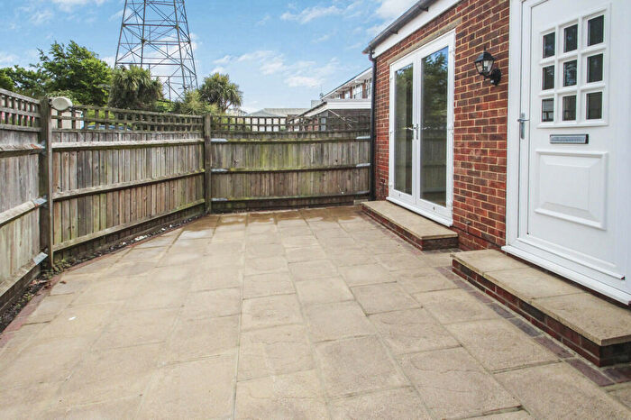 1 Bedroom Apartment To Rent In Ferring Street, Ferring, BN12