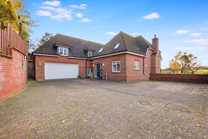 5 Bedroom Detached House To Rent In Capstone Ridge, Hempstead, ME7