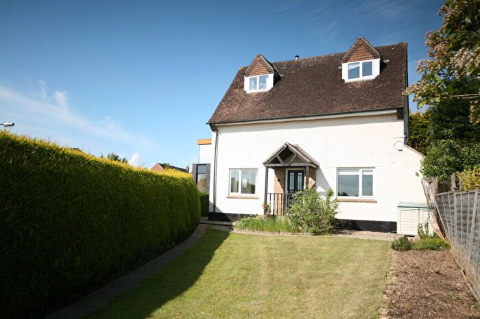 5 Bedroom Detached House For Sale In Kellys Road, Oxford, OX33