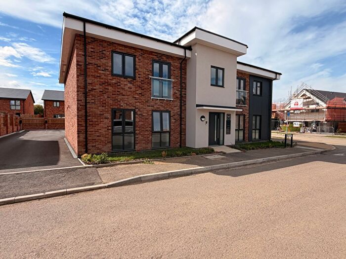 1 Bedroom Flat To Rent In Austin Way, Bicester, OX25