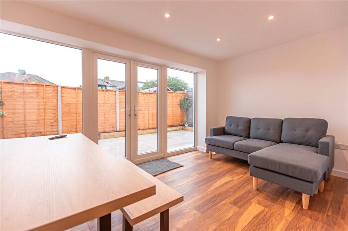 6 Bedroom Bungalow To Rent In Mackie Road, Filton, Bristol, BS34